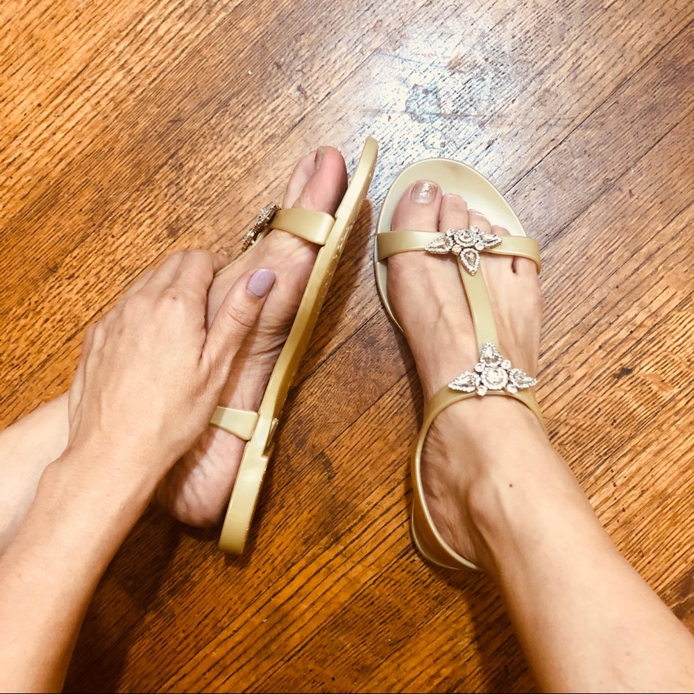 NWOT Badgley Mischka jelly sandals